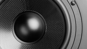 Como se le dice a los altavoces en otros idiomas y paises